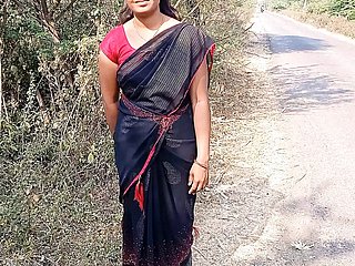 Jalan Par Khadi Ladki Ko 2000 De Kar Ghar Pe Lakar Thoka