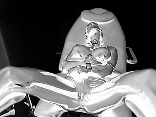 Latex Catsuit, ยาง Gimp, หนังเซ็กซ์ - เก้าอี้ทางการแพทย์. Inversed.11Deadface