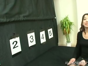 lubang kemuliaan bagi seorang wanita dewasa