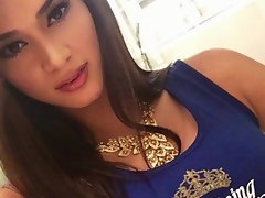 Pia Alonzo Wurtzbach masturbarsi sfida