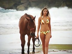Gigi Hadid - Clot ve beni al