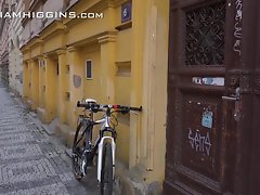 Jirka postacı Tibor barebacks