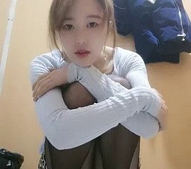 R kecil yang seksi (1)
