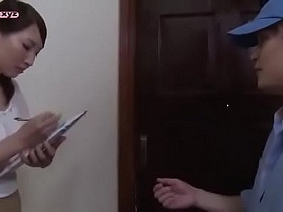 被 快递 员 强奸 的 极品 人 妻