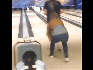 KawaiiKid - Hot Girls Erste relating to öffentlicher pantsed