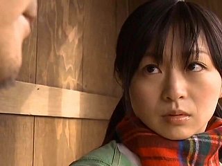 jeune japonaise jinak offerte toilettes pervers