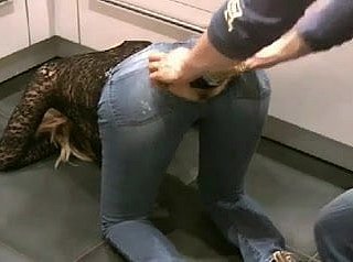 Anal Şampanya Şişe Ekleme