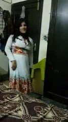 パキスタンの女2